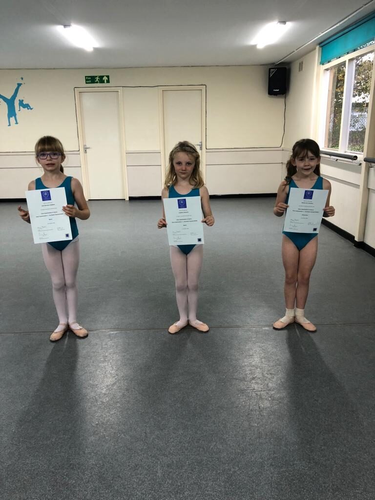Standard 1 ballet exam group